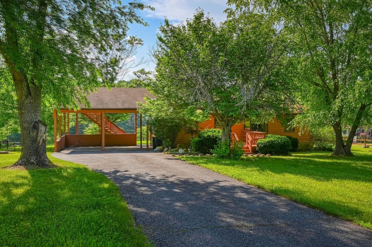Persimmon Cove Villa Mineral Exterior photo